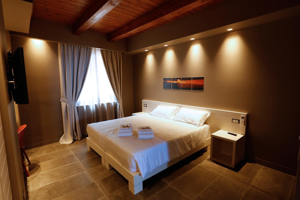 Il Casato Deluxe Rooms Scilla Extérieur photo